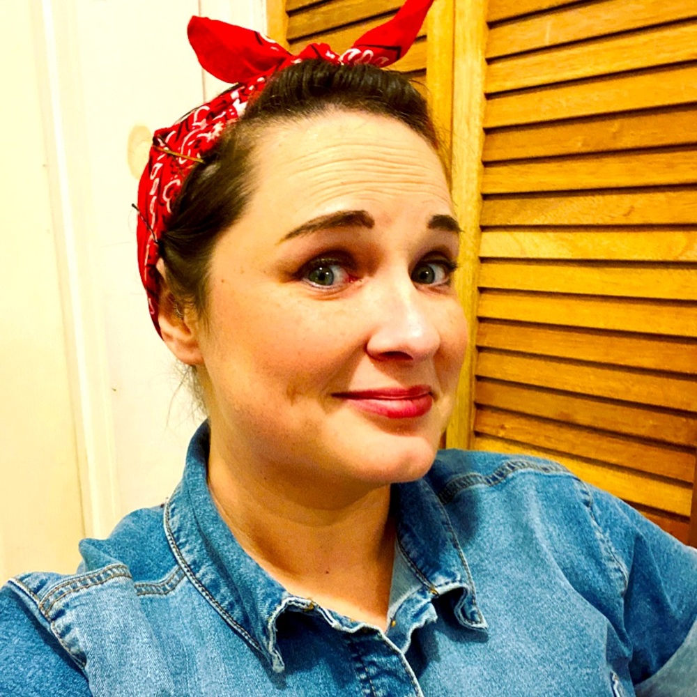 Meet your Posher, Jennifer